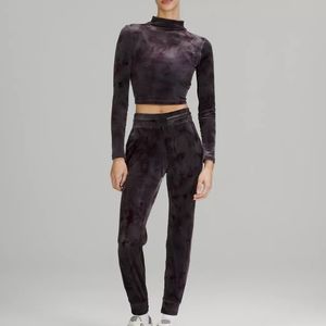 NWOT Lululemon Ready to Crush High-Rise Velour Jogger Full Length